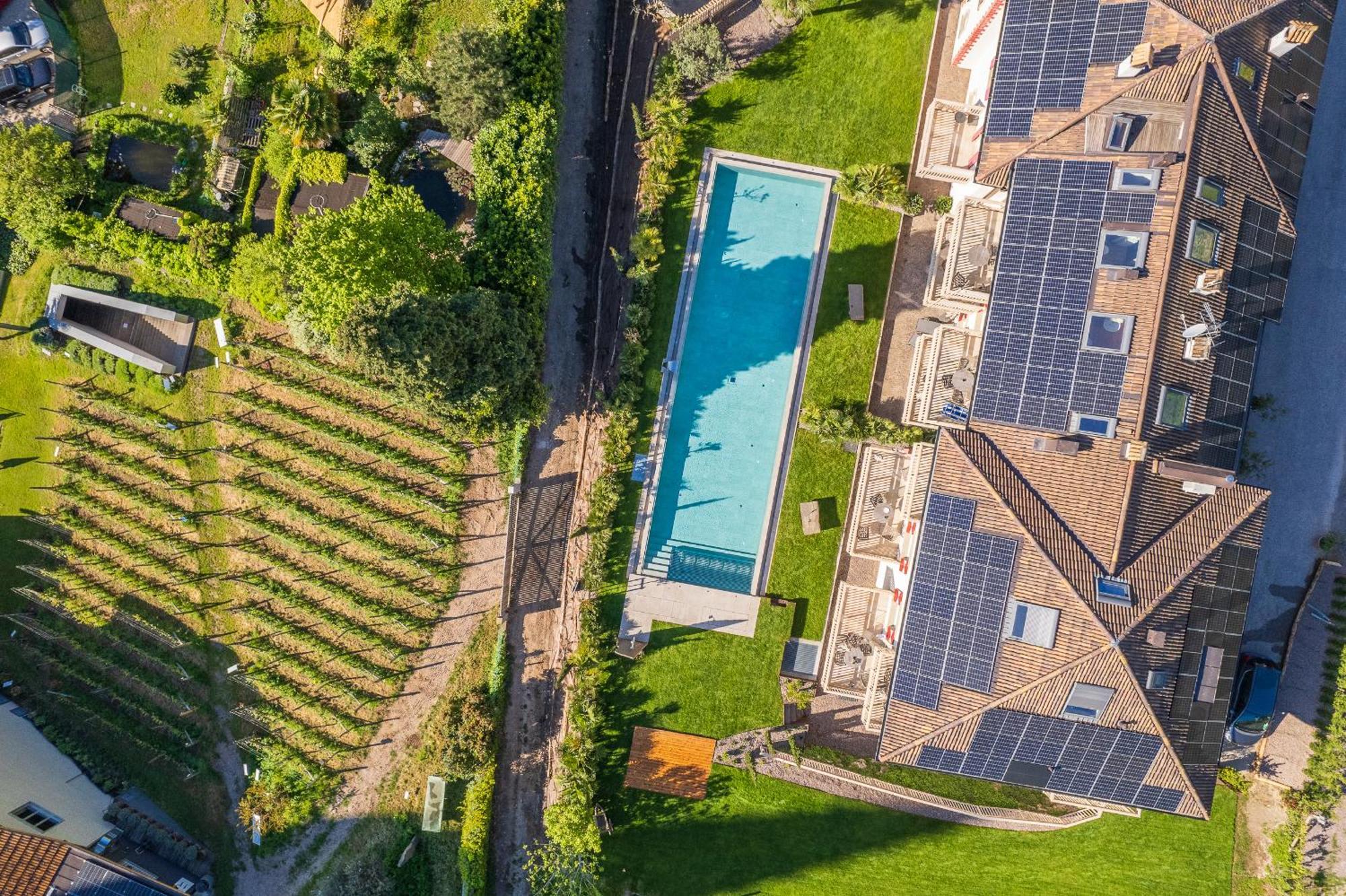 Ueberbacherhof Tramin an der Weinstraße Buitenkant foto